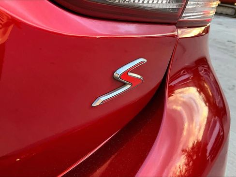 Used 2018 Kia Rio S image 9