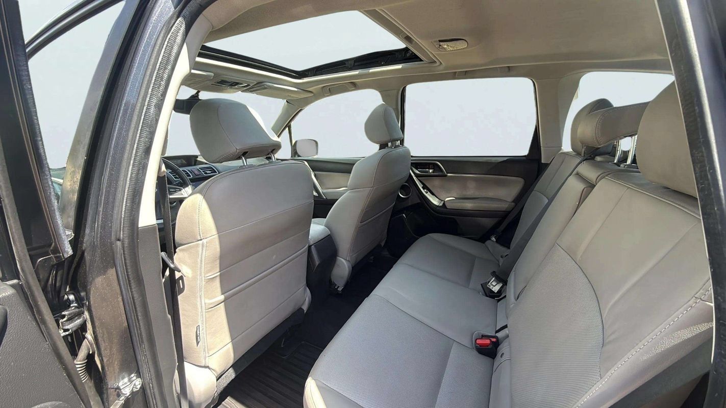 Used 2016 Subaru Forester 2.5i Touring w/ Protection Package #2 AWD/4WD image 17