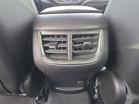 Certified 2020 Chevrolet Malibu LT w/ Leather Package image 22