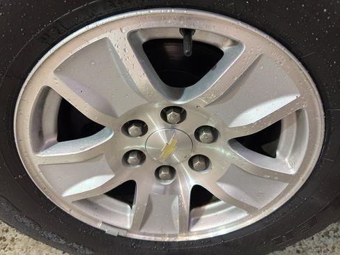 Used 2018 Chevrolet Silverado 1500 LT w/ All Star Edition image 34