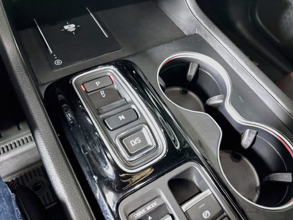 Used 2025 Honda Pilot Black Edition image 18
