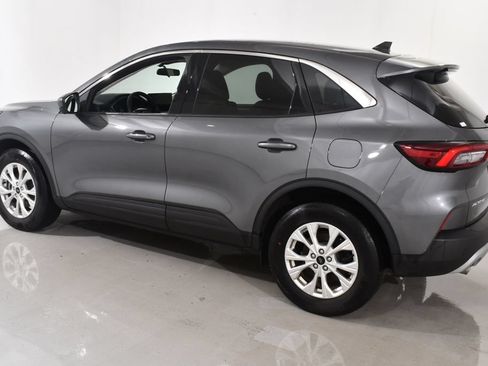 Used 2023 Ford Escape Active w/ Tech Pack #2 AWD/4WD image 15