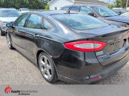 Used 2013 Ford Fusion SE FWD image 4