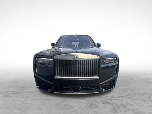 Used 2025 Rolls-Royce Cullinan AWD/4WD image 7