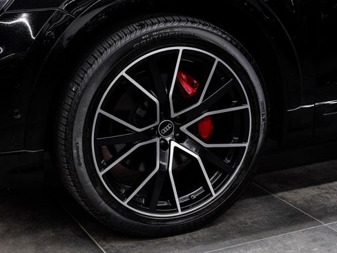 Used 2023 Audi Q8 Prestige image 66