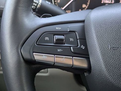 Certified 2023 Cadillac XT4 Premium Luxury image 29