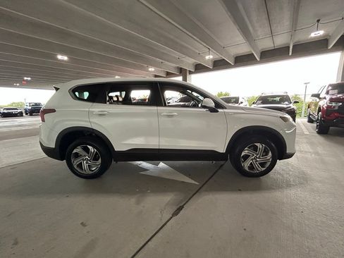 Used 2022 Hyundai Santa Fe SE AWD/4WD image 6