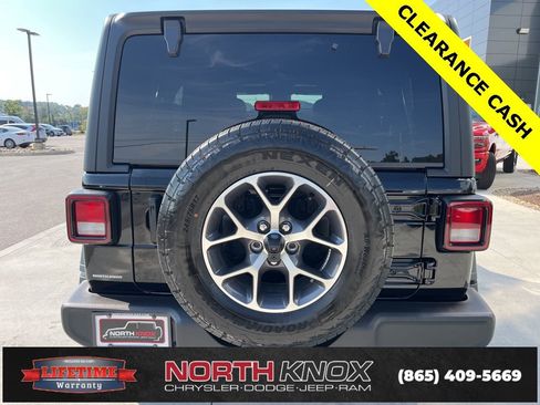 New 2025 Jeep Wrangler Unlimited Sport image 18