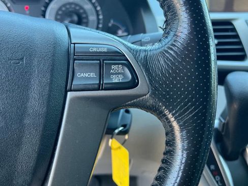 Used 2012 Honda Odyssey EX-L image 17