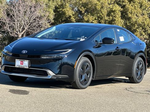 New 2026 Toyota Prius SE image 7