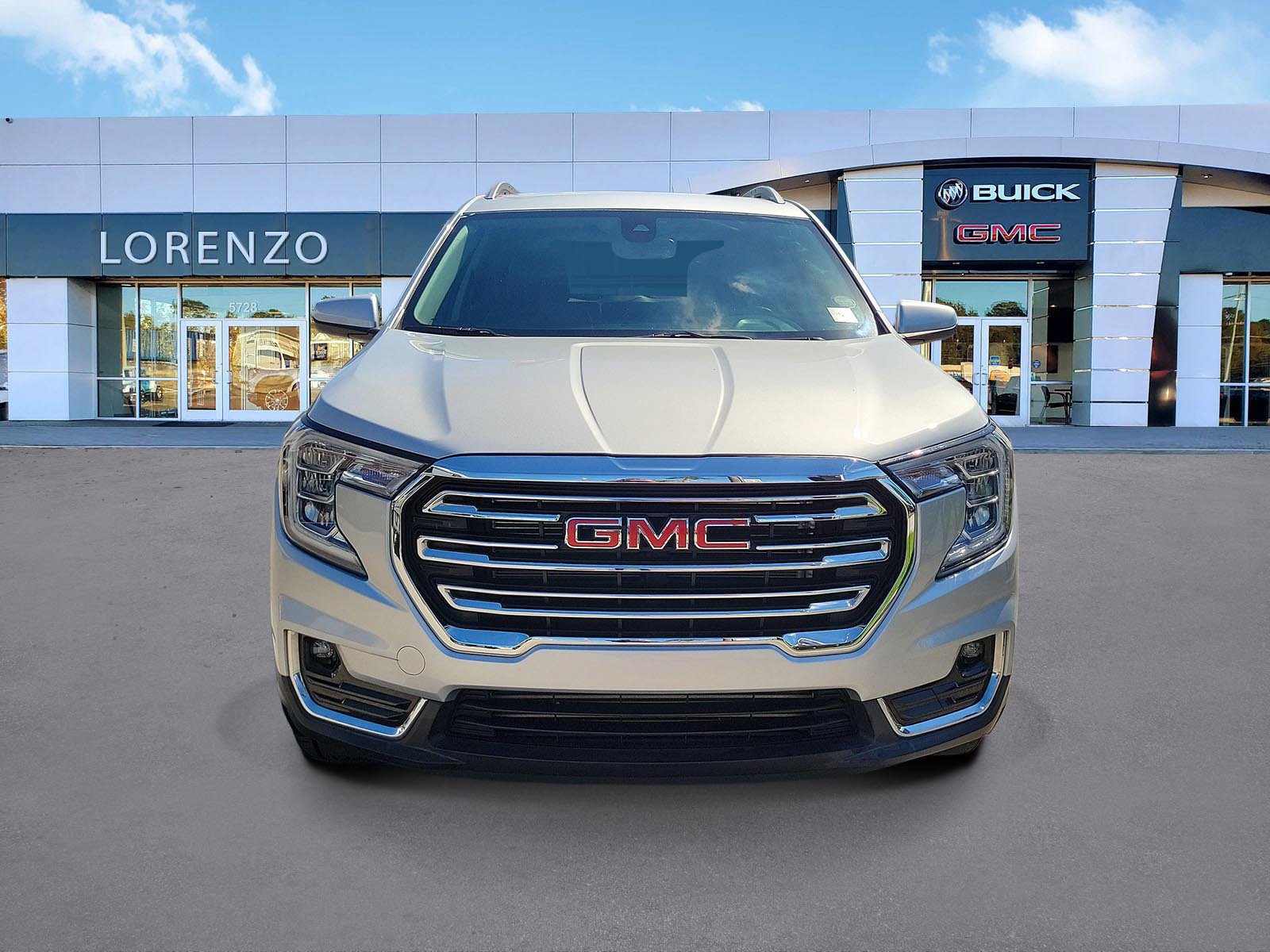 Used 2022 GMC Terrain SLT FWD image 2