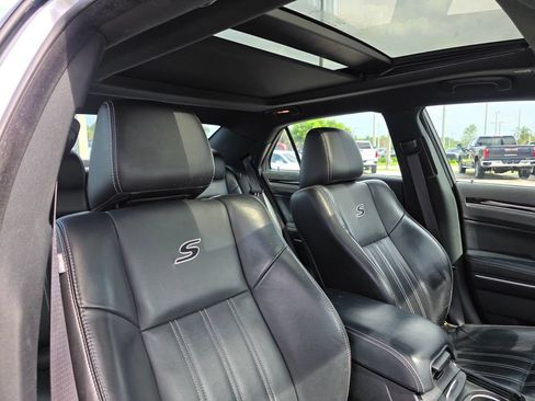 Used 2023 Chrysler 300 S RWD image 16