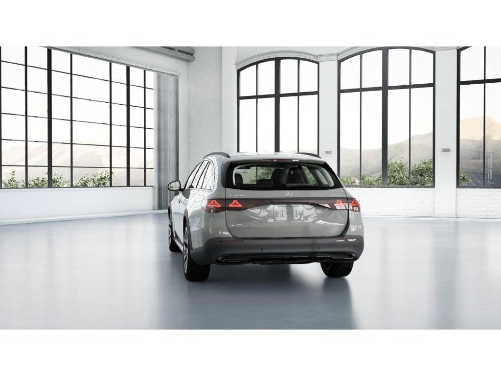 Used 2025 Mercedes-Benz E 450 4MATIC All-Terrain Wagon image 26