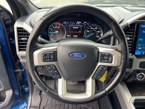 Used 2022 Ford F350 Lariat w/ Black Appearance Package image 16
