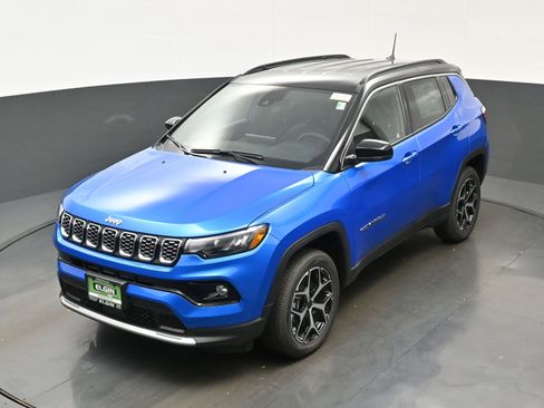 New 2026 Jeep Compass Limited image 18
