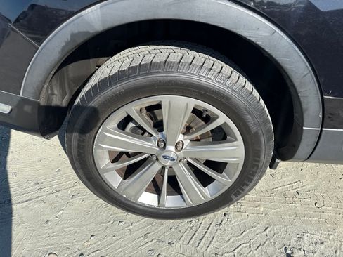 Used 2019 Ford Explorer Limited w/ Class III Trailer Tow Package AWD/4WD image 12