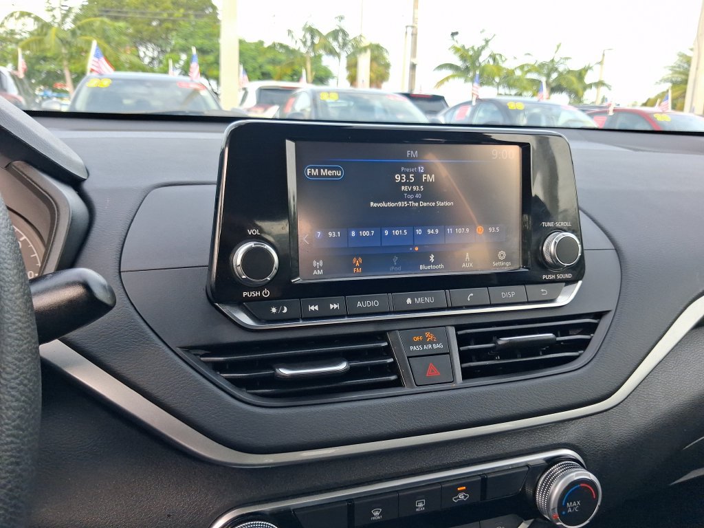 Certified 2024 Nissan Altima 2.5 S FWD image 21