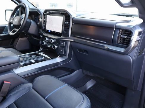 Used 2025 Ford F150 Platinum image 40