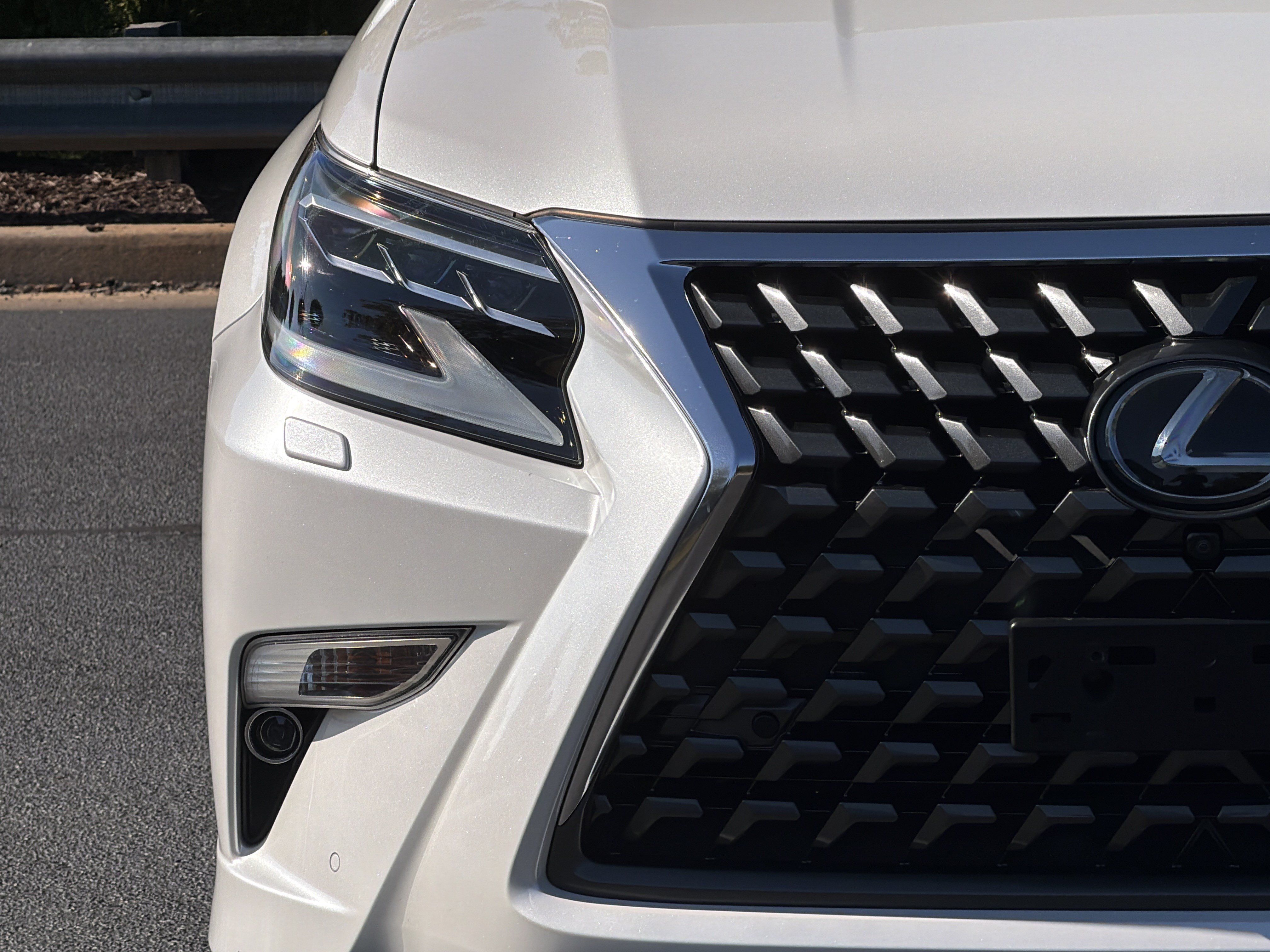 Used 2023 Lexus GX 460 Luxury AWD/4WD image 19