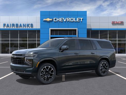 New 2026 Chevrolet Suburban RST image 2