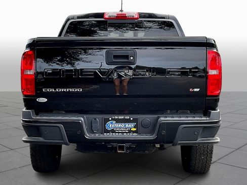 Used 2022 Chevrolet Colorado Z71 AWD/4WD image 5