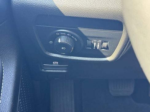 Used 2024 Jeep Grand Cherokee Limited AWD/4WD image 23