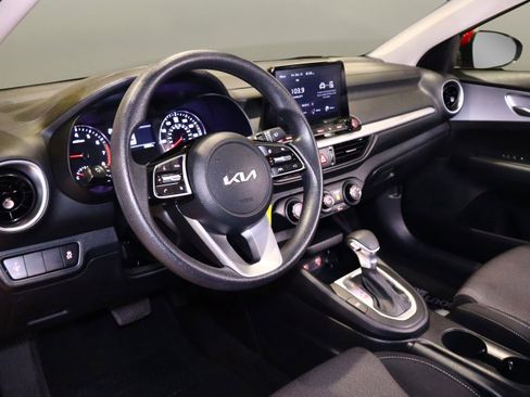 Used 2024 Kia Forte LXS image 10