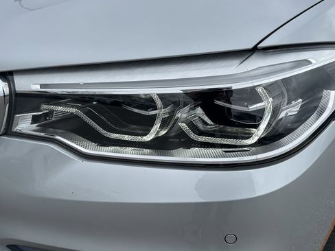 Used 2017 BMW 540i xDrive image 6