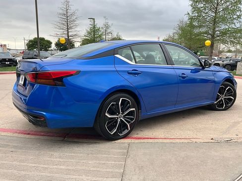 Used 2025 Nissan Altima 2.5 SR image 6