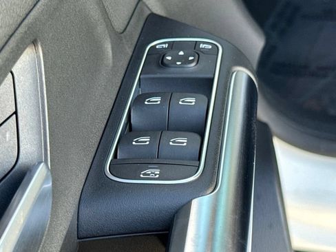 Certified 2021 Mercedes-Benz GLA 250 image 20