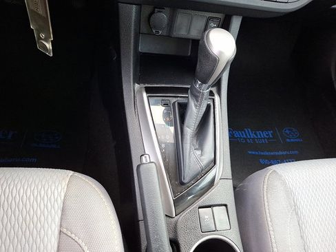 Used 2015 Toyota Corolla LE image 15