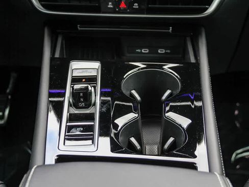 Used 2025 Volkswagen Atlas SEL Premium R-Line AWD/4WD image 14