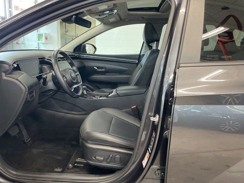 Used 2023 Hyundai Tucson SEL w/ Convenience Package AWD/4WD image 19