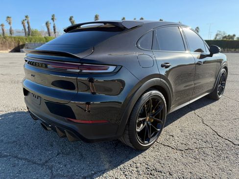 Used 2024 Porsche Cayenne Turbo GT image 7