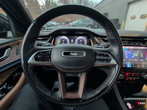 Certified 2022 Jeep Grand Cherokee Summit w/ Adv Protech Group IV image 21