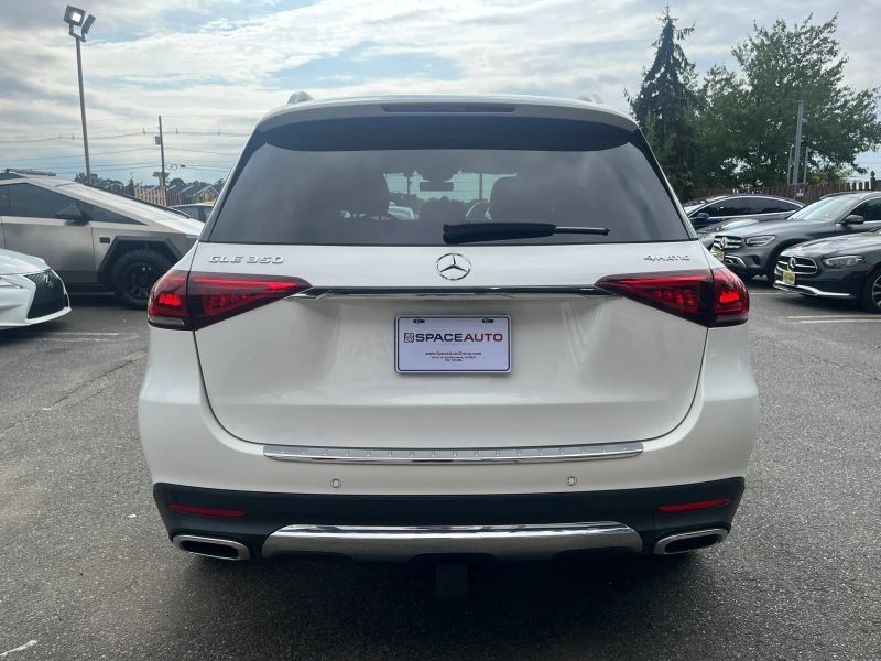 Used 2022 Mercedes-Benz GLE 350 4MATIC image 7