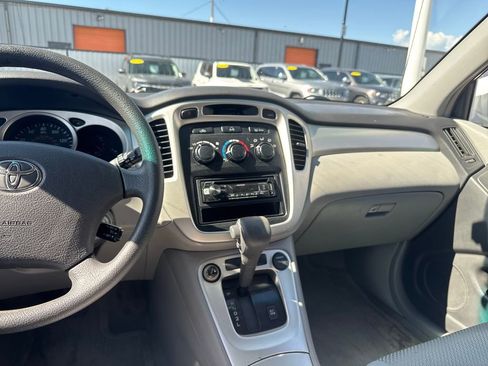 Used 2006 Toyota Highlander 2WD image 19