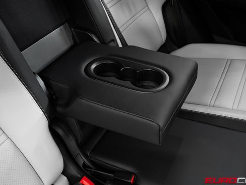 Used 2025 Porsche Cayenne Turbo image 42