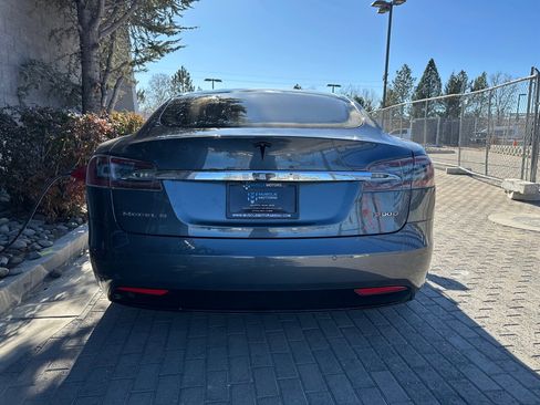 Used 2016 Tesla Model S P90D image 5