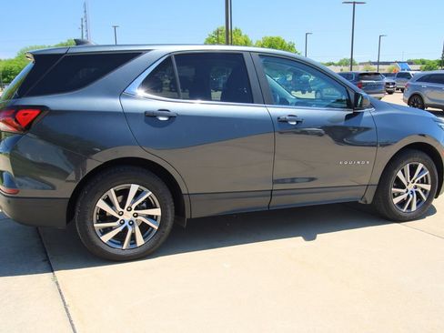 Used 2023 Chevrolet Equinox LT FWD image 5