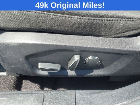 Used 2020 Ford Fusion SE FWD image 10