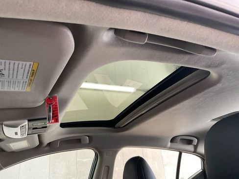 New 2025 Nissan Sentra SR w/ SR Premium Package image 20