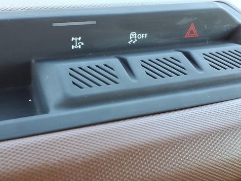 Used 2024 Ford Bronco Outer Banks AWD/4WD image 8