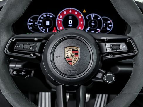 Used 2026 Porsche 911 Carrera T RWD image 25