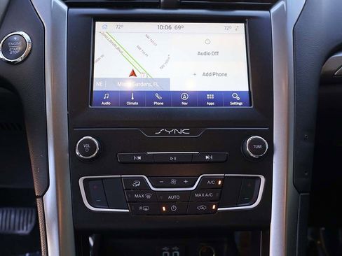 Used 2020 Ford Fusion SE image 48