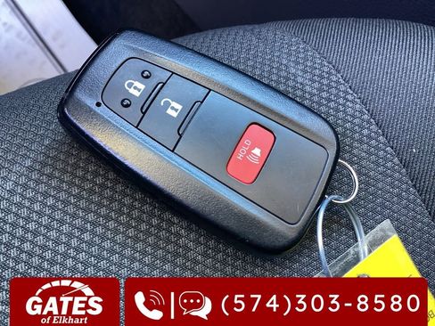 Used 2025 Toyota RAV4 XLE image 26