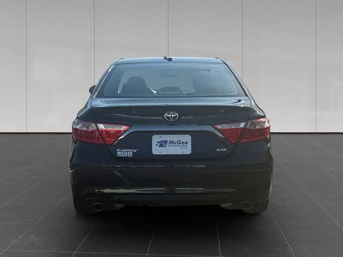 Used 2015 Toyota Camry XSE w/ Advanced Technology Package FWD image 4