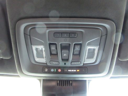 Used 2024 GMC Sierra 1500 Denali Ultimate AWD/4WD image 20