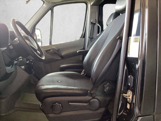 Used 2018 Mercedes-Benz Sprinter 2500 image 10