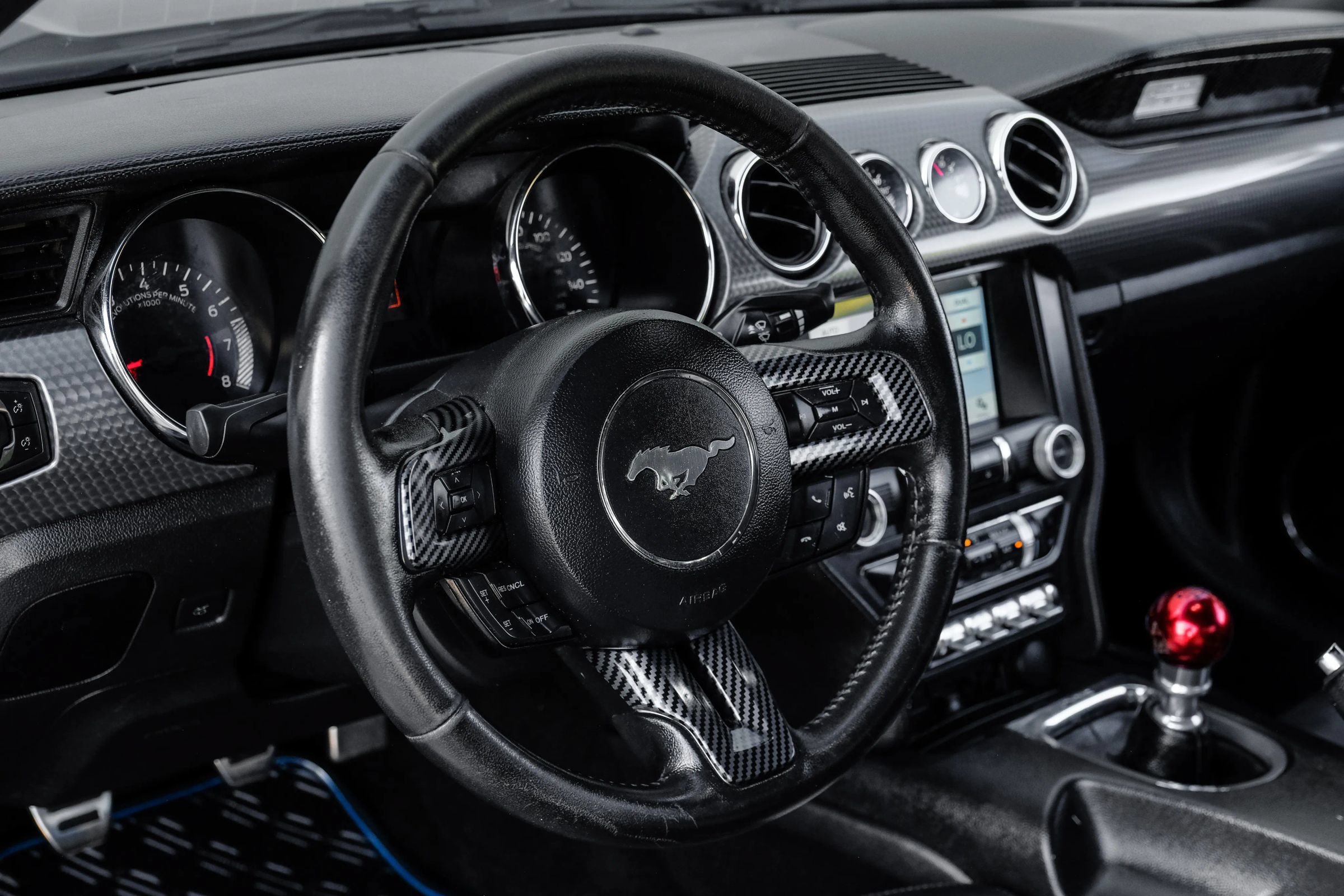 Used 2017 Ford Mustang GT Premium w/ GT Performance Package RWD image 17